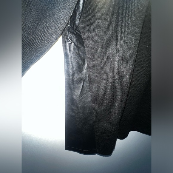 RD STYLE Black Contrast Sweater L - Picture 2 of 5